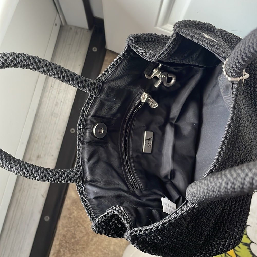 The Sak Crochet Black Double Strap Bag NWOT FREE The Sak KEYCHAIN - Picture 6 of 11